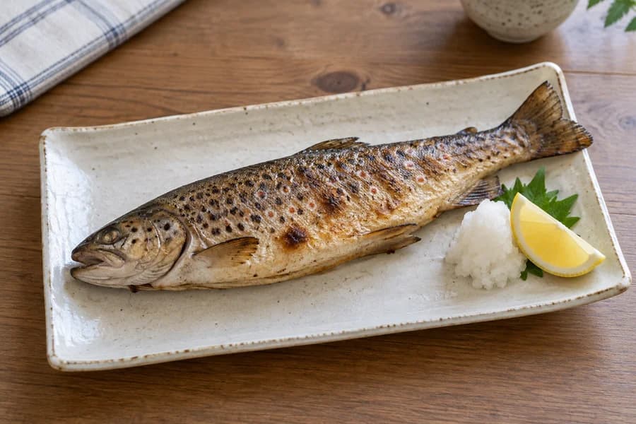 ブラウントラウトの塩焼き